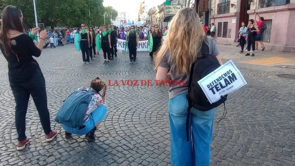 Con gran participación, se desarrolló la movilización del 8M